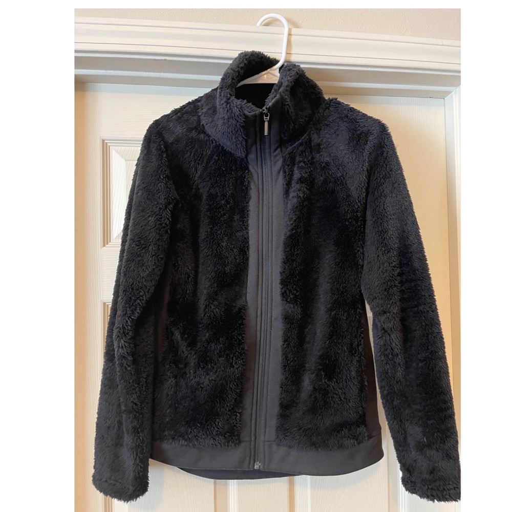 Women’s The North Face Osito Jacket. Perfect condition. Only worn twice.